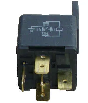 power distribution for underwater lights relay